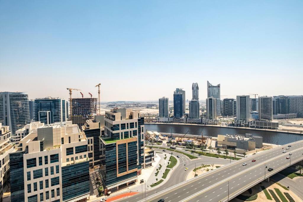Spacious 1 Bed Huge Balcony Downtown Burj Khalifa Appartement